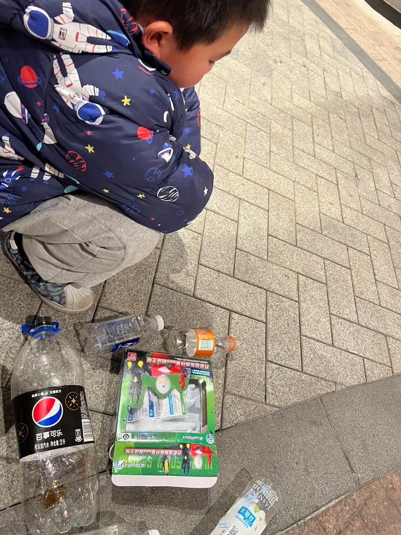 超凡先锋捡破烂模式中如何利用背包空间-捡破烂模式合理利用背包方法