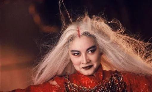 神秘人物入驻《白发魔女传》猜猜她是谁?介绍_神秘人物入驻《白发魔女...