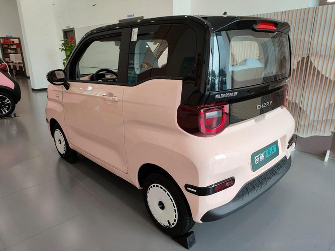 QQ冰淇淋是微型纯电动车,外观很酷炫,目前价格实惠吗?