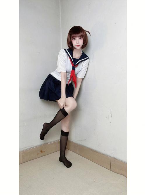 春上衿衣的人物形象