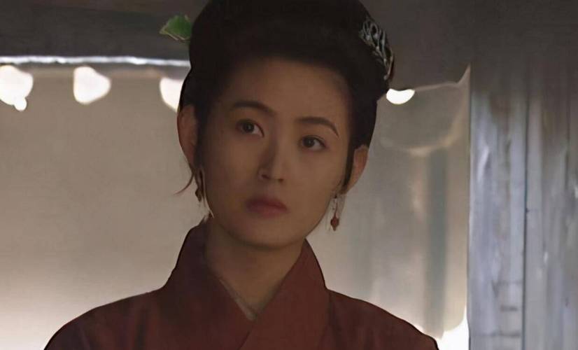 小浣熊百将传潘金莲值得培养吗_小浣熊百将传潘金莲强度一览