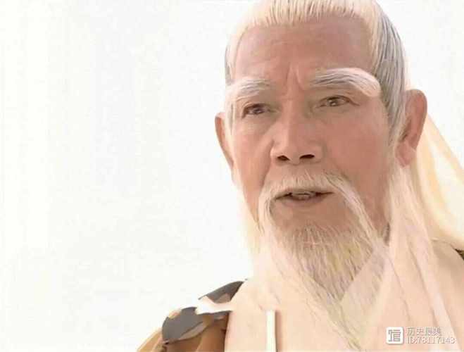 倚天屠龙记中少林三位高僧和张三丰谁的辈分高啊